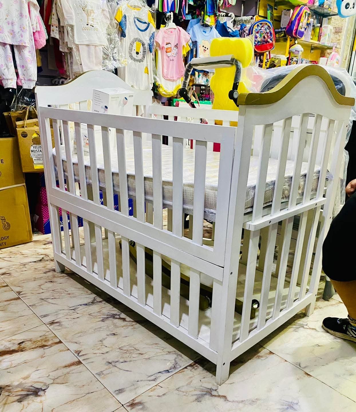 سرير اطفال - الصورة 2